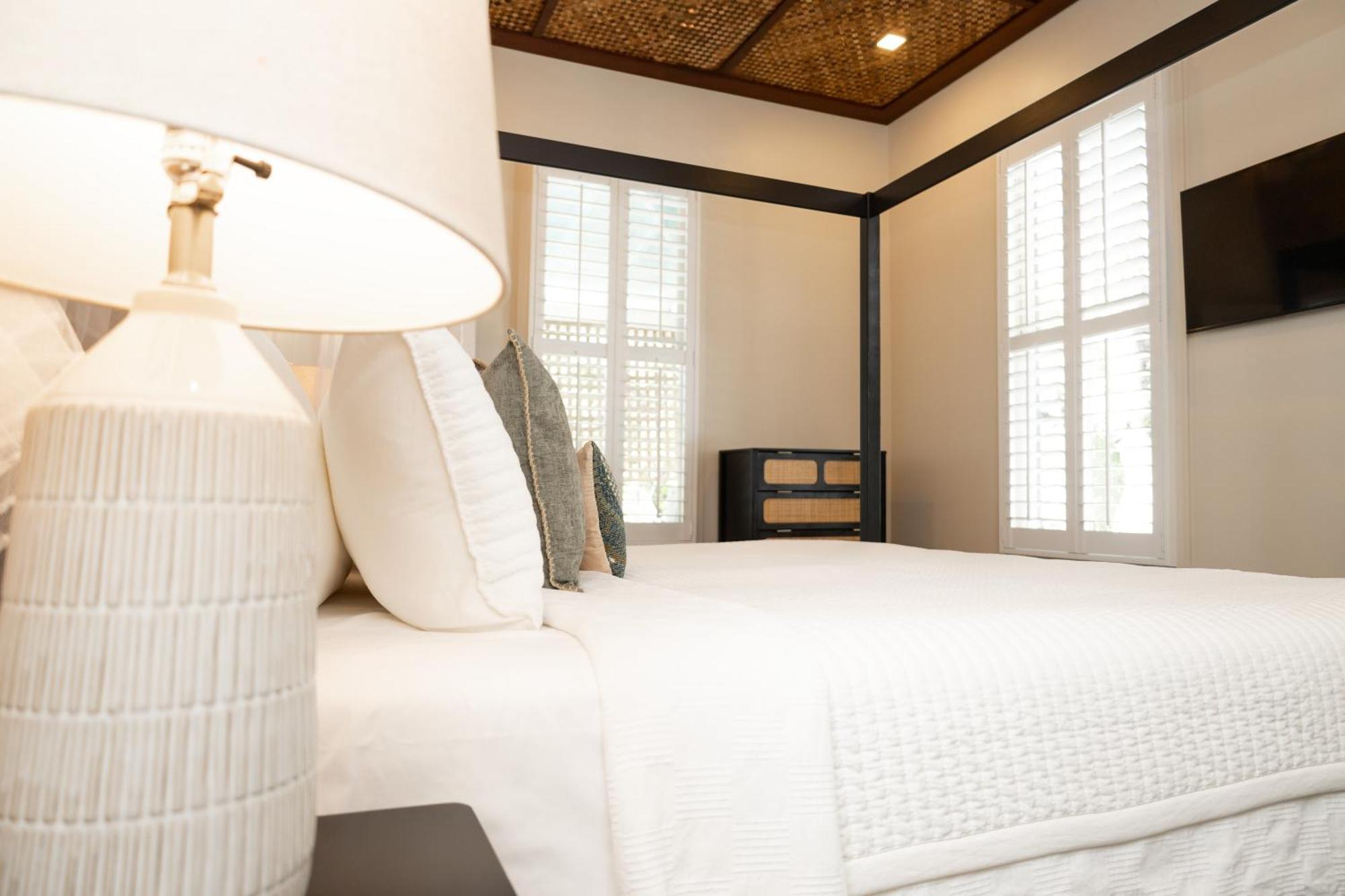 The Key West Hotel Экстерьер фото