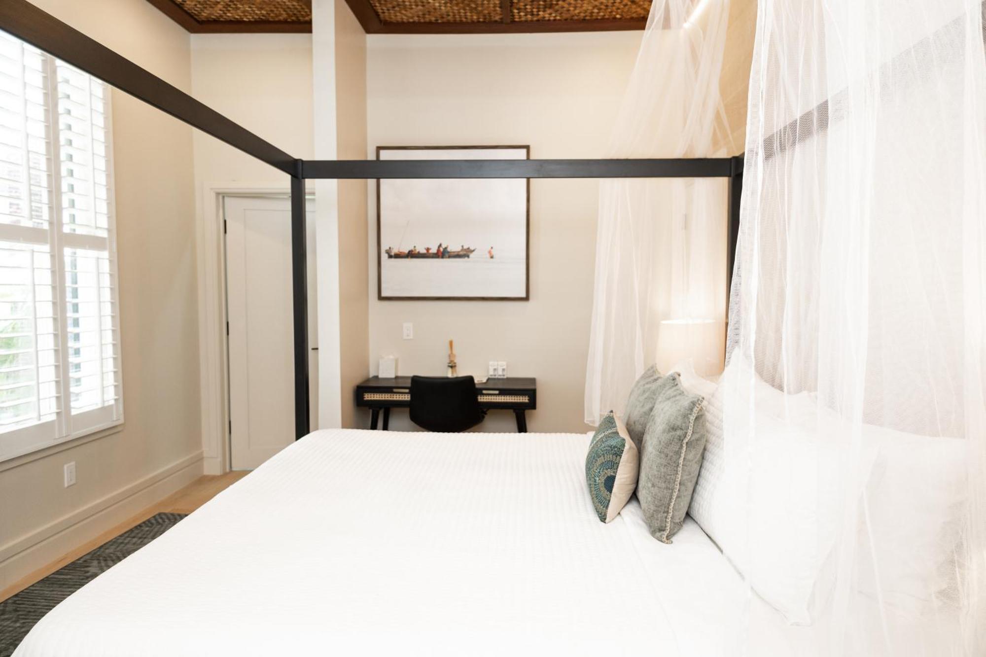 The Key West Hotel Экстерьер фото